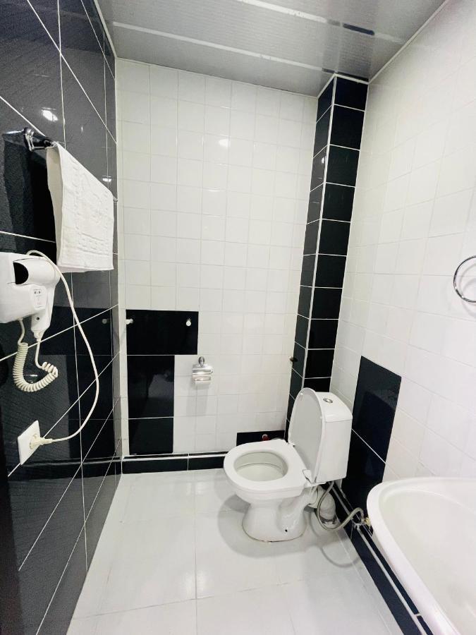 Quality Inn Tbiliszi Kültér fotó