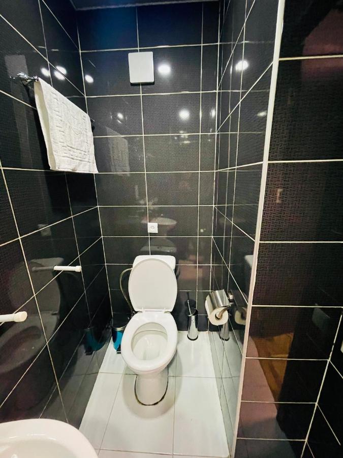 Quality Inn Tbiliszi Kültér fotó